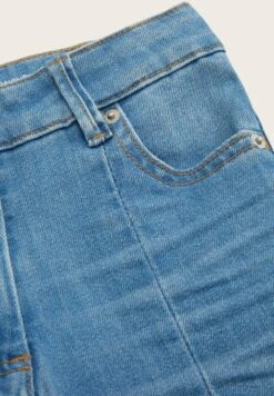 Tom Tailor Mit Schlitz Vorne - Straight Leg Jeans - Clean Light Stone Blue Denim -Fusion 94fd0167295a45fe9e06014a458bff49