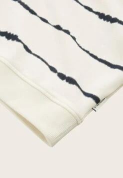 Tom Tailor Batik - Sweater - White Batik Stripe -Fusion 97606eb2fa8a477881d1ac3830784a95