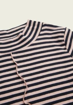 Tom Tailor Langarm - Longsleeve - Soft Pink Navy Stripe -Fusion a20e32038a4447c0be109859de3134bd